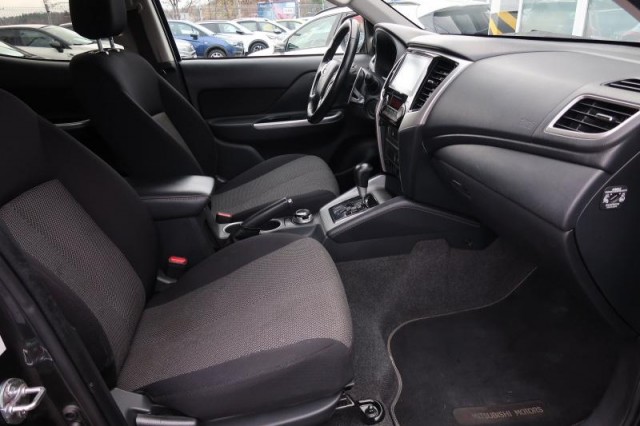 Mitsubishi L200  2.2 DI-D 