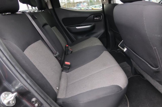 Mitsubishi L200  2.2 DI-D 