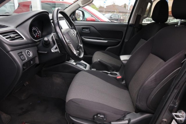 Mitsubishi L200  2.2 DI-D 