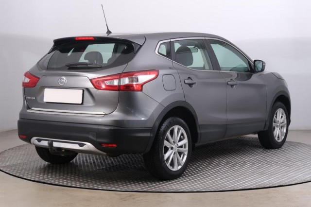 Nissan Qashqai  1.2 DIG-T 