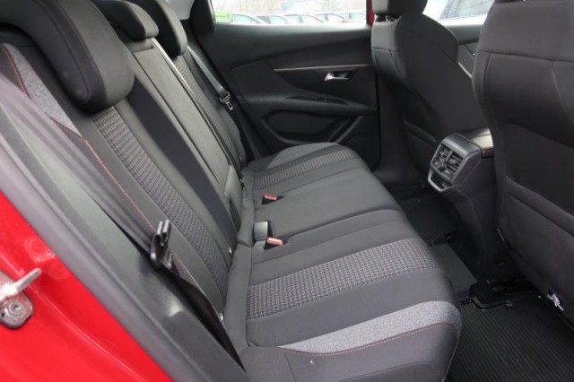 Peugeot 3008  1.2 PureTech Active