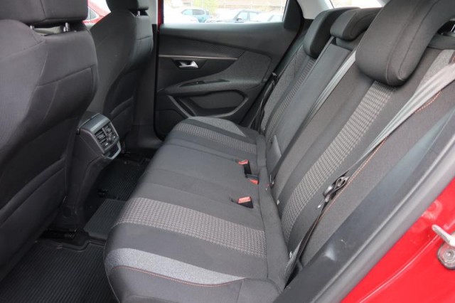 Peugeot 3008  1.2 PureTech Active