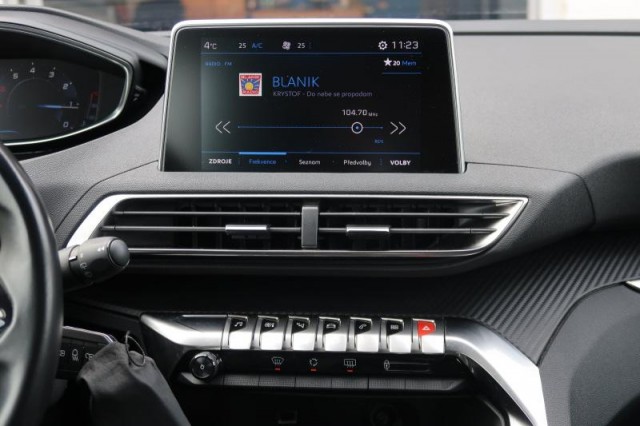 Peugeot 3008  1.2 PureTech Active