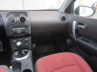 Nissan Qashqai  1.6 