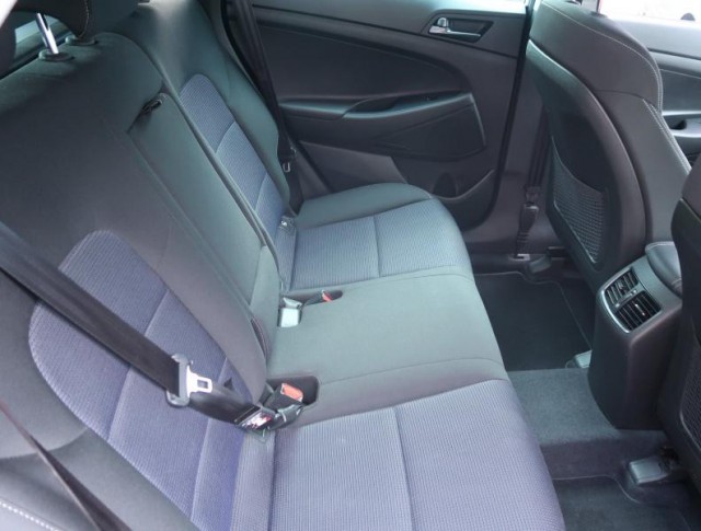 Hyundai Tucson  1.7 CRDi Trikolor