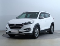 Hyundai Tucson  1.7 CRDi Trikolor