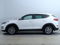 Hyundai Tucson  1.7 CRDi Trikolor