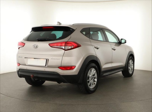 Hyundai Tucson  1.7 CRDi 