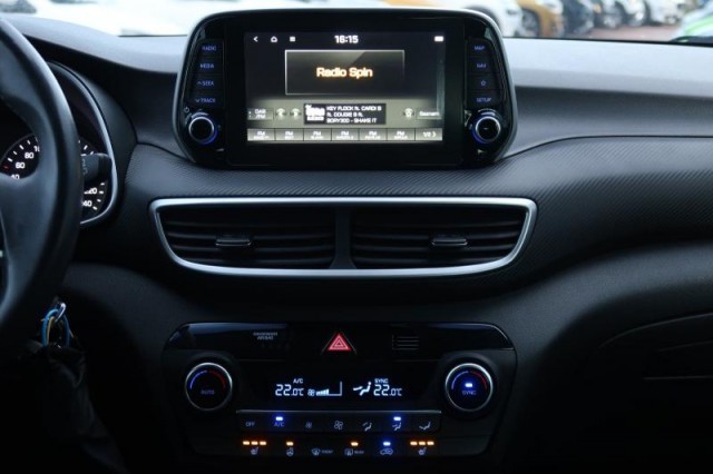 Hyundai Tucson  1.6 T-GDI Trikolor