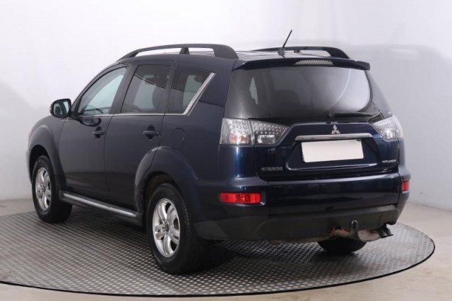 Mitsubishi Outlander  2.2 DI-D 