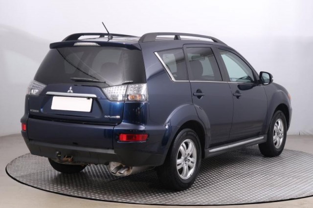 Mitsubishi Outlander  2.2 DI-D 