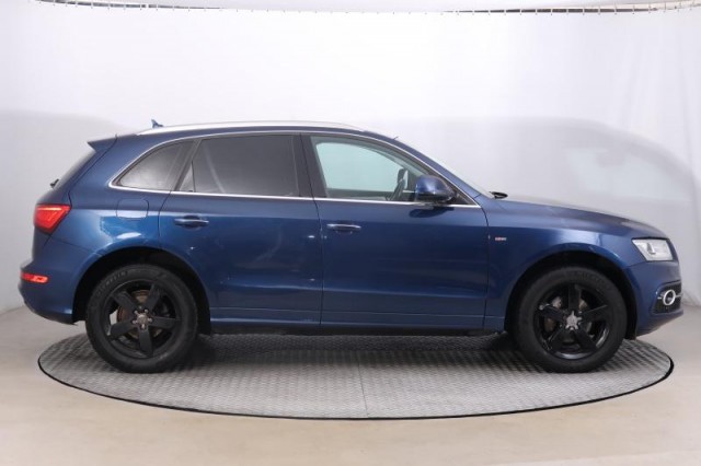 Audi Q5  2.0 TDI 