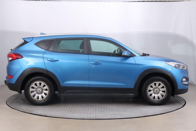 Hyundai Tucson  1.7 CRDi 