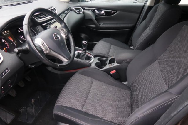 Nissan Qashqai  1.2 DIG-T N-Connecta