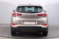 Hyundai Tucson  1.7 CRDi Trikolor
