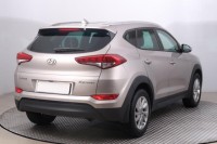 Hyundai Tucson  1.7 CRDi Trikolor
