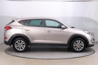 Hyundai Tucson  1.7 CRDi Trikolor