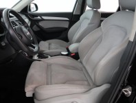 Audi Q3  2.0 TDI S line