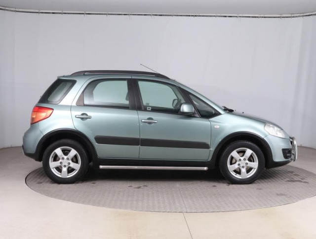 Suzuki SX4  1.6 VVT 