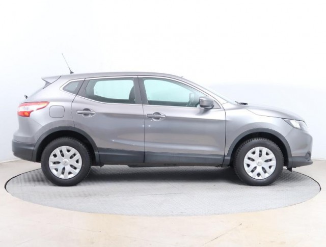 Nissan Qashqai  1.2 DIG-T 