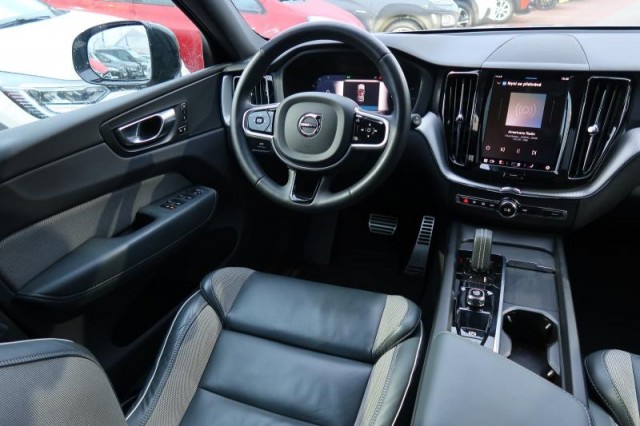 Volvo XC60  D5 AWD R-Design