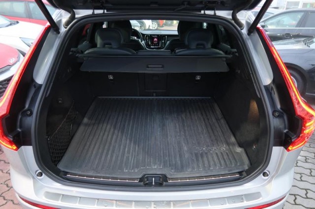 Volvo XC60  D5 AWD R-Design