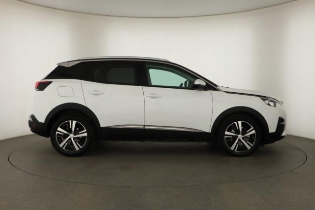 Peugeot 3008  1.6 THP 
