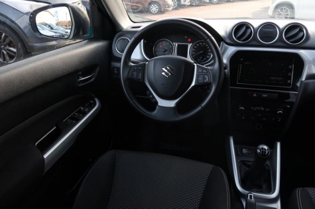 Suzuki Vitara  1.6 VVT Premium