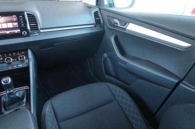 Škoda Karoq  1.0 TSI Ambition