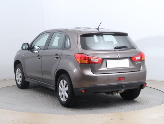 Mitsubishi ASX  1.6 MIVEC 