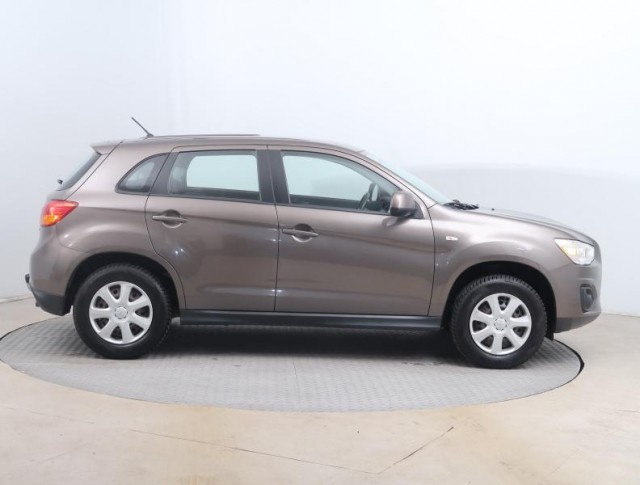 Mitsubishi ASX  1.6 MIVEC 