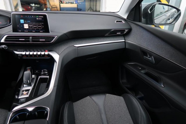 Peugeot 5008  1.6 BlueHDi 