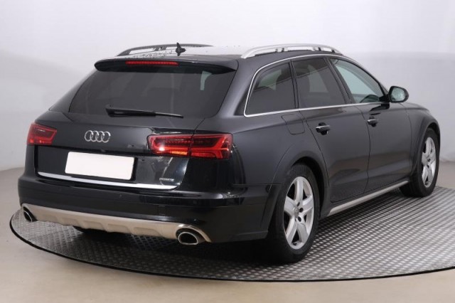 Audi A6 Allroad  3.0 TDI 