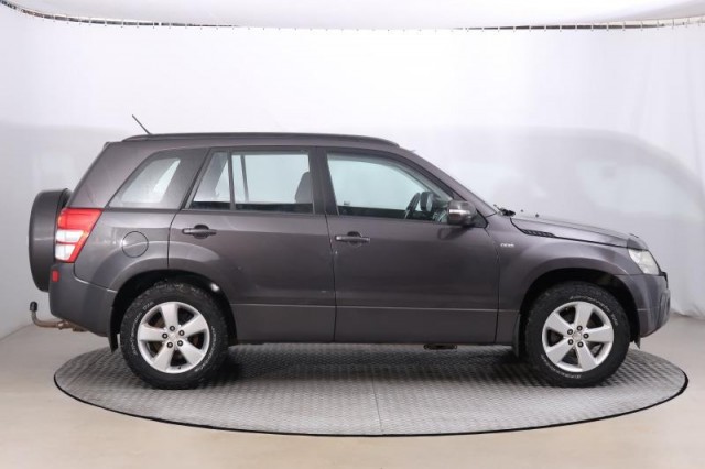 Suzuki Grand Vitara  1.9 DDiS 