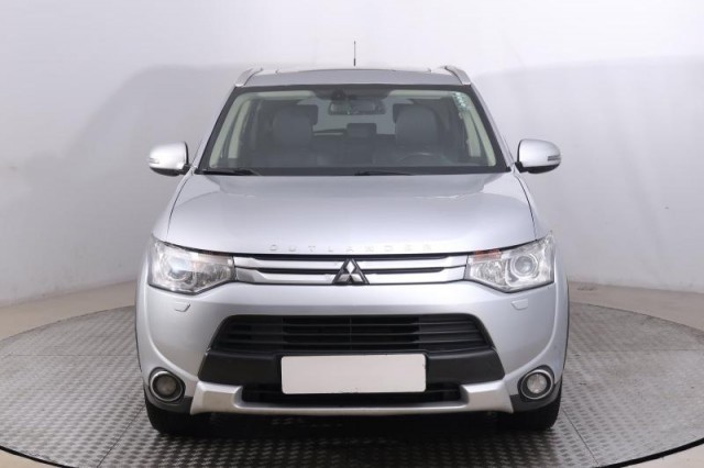Mitsubishi Outlander  2.2 DI-D 