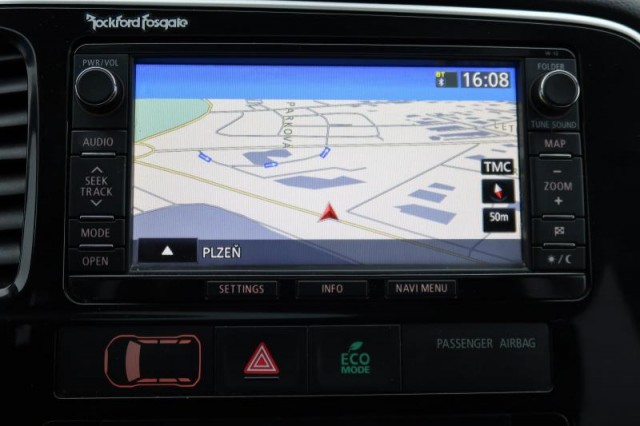 Mitsubishi Outlander  2.2 DI-D 