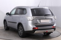 Mitsubishi Outlander  2.2 DI-D 