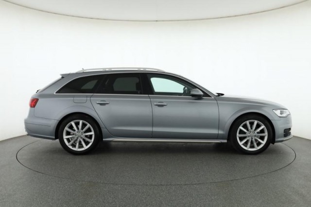 Audi A6 Allroad  3.0 TDI 