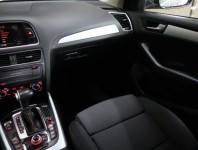 Audi Q5  2.0 TDI 