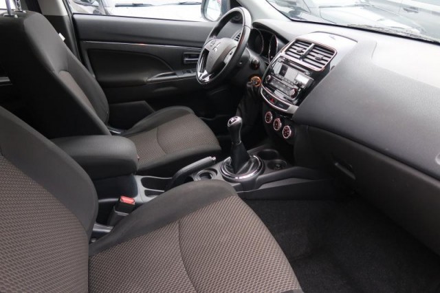 Mitsubishi ASX  1.6 MIVEC 