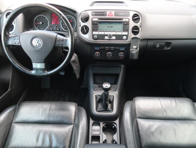 Volkswagen Tiguan  2.0 TDI 