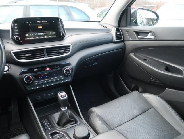 Hyundai Tucson  2.0 CRDi Premium