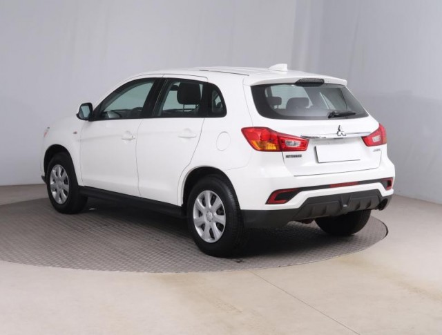 Mitsubishi ASX  1.6 MIVEC Invite