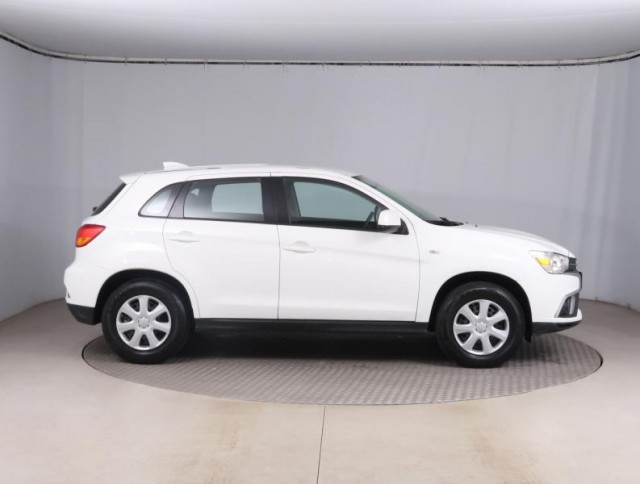 Mitsubishi ASX  1.6 MIVEC Invite