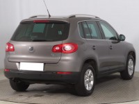 Volkswagen Tiguan  2.0 TDI Sport