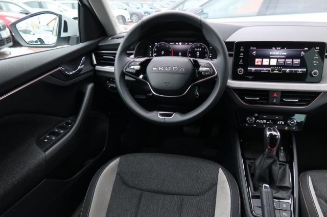 Škoda Kamiq  1.0 TSI Top Selection