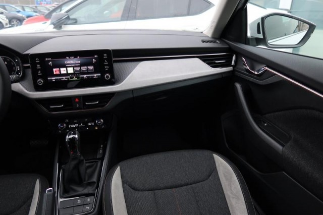 Škoda Kamiq  1.0 TSI Top Selection