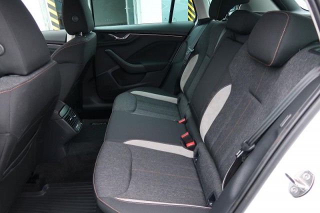 Škoda Kamiq  1.0 TSI Top Selection