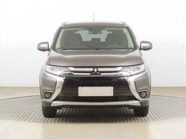 Mitsubishi Outlander  2.2 DI-D 