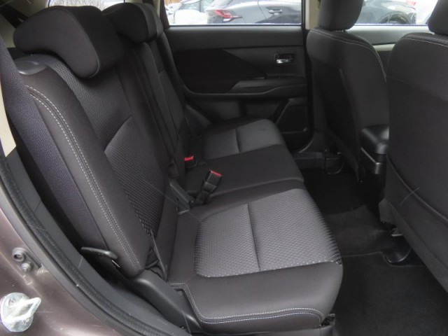 Mitsubishi Outlander  2.2 DI-D 